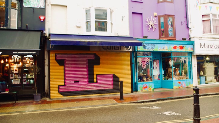 How to start your own business in West Sussex